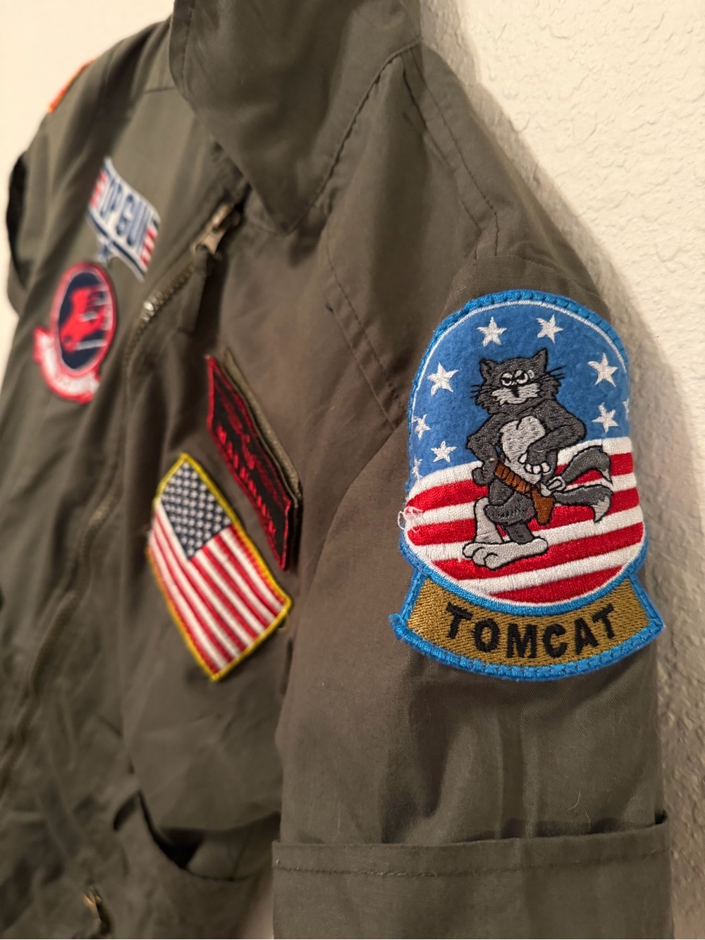 Military-Inspired Olive Green Tomcat Patch Jacket - Women